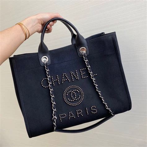 women's chanel tote bag|chanel canvas tote 2021.